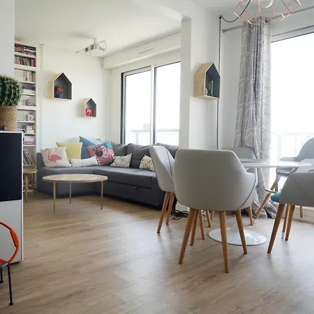 Lovely And Spacious Apt Near Buttes-chaumont