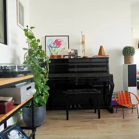Lovely And Spacious Apt Near Buttes-chaumont