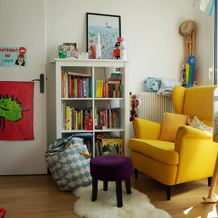 Lovely And Spacious Apt Near Buttes-chaumont Париж