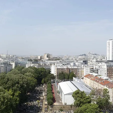 Lovely And Spacious Apt Near Buttes-chaumont Париж